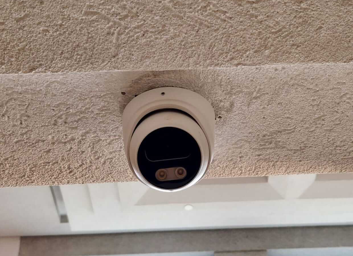 How CCTV Systems Help Protect Commercial Properties in Bermuda